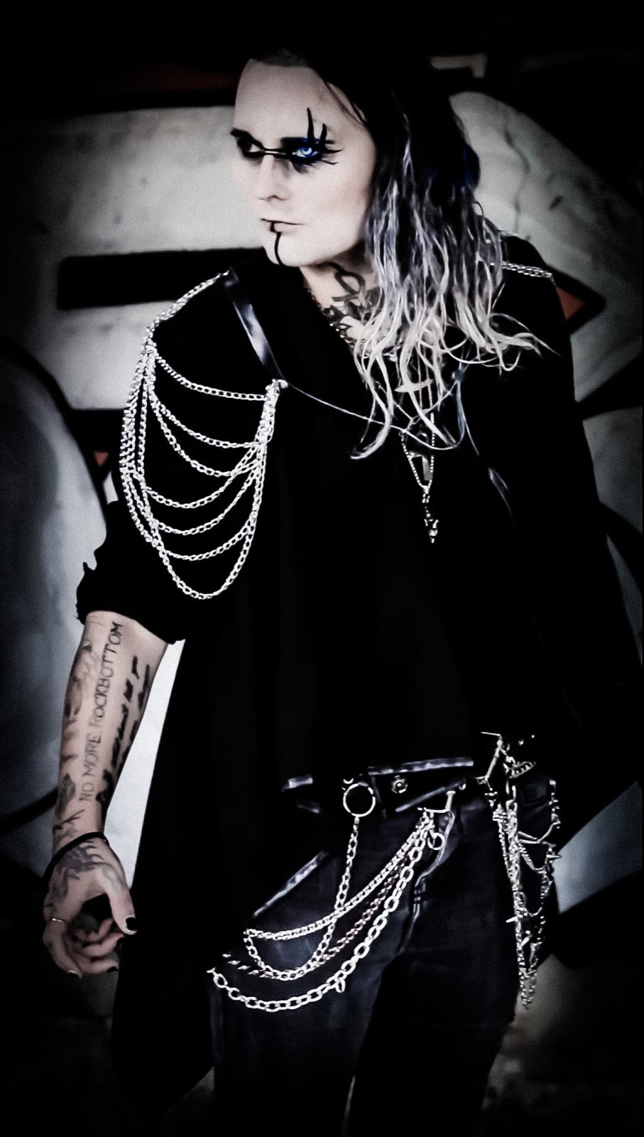 ŁucyVivor press shot 2